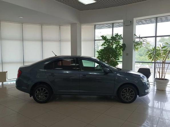 Skoda Rapid I с пробегом 2016 года, цена 880 000 рублей, 200400 км, лифтбек, Автокод Объявления