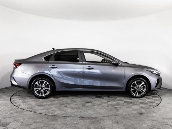 Kia K3 II (China Market) Рестайлинг с пробегом 2023 года, цена 2 099 000 рублей, 53398 км, седан, Автокод Объявления