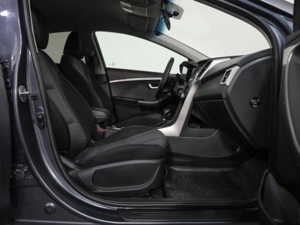Hyundai i30 II Рестайлинг с пробегом 2016 года, цена 886 000 рублей, 304179 км, хэтчбек, Автокод Объявления