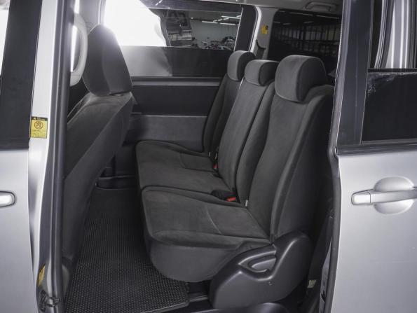 Toyota Noah II (R70) с пробегом 2010 года, цена 1 050 000 рублей, 187166 км, минивэн, Автокод Объявления