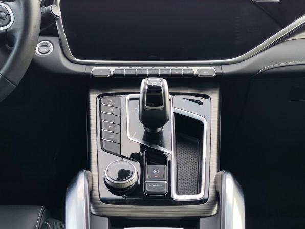 Geely Atlas Pro с пробегом 2023 года, цена 2 210 000 рублей, 41941 км, внедорожник, Автокод Объявления