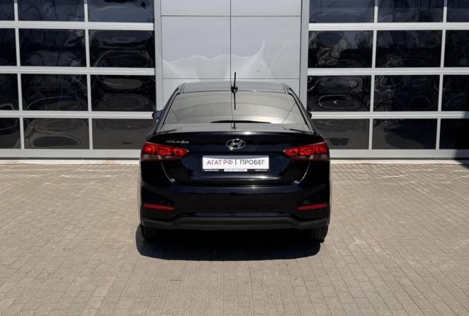 Hyundai Solaris II с пробегом 2019 года, цена 1 065 000 рублей, 153425 км, седан, Автокод Объявления