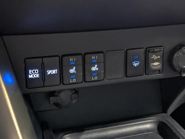 Toyota RAV4 IV (XA40) с пробегом 2015 года, цена 2 000 000 рублей, 175987 км, внедорожник, Автокод Объявления