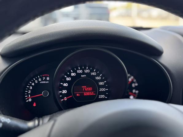 Kia Soul II Рестайлинг с пробегом 2017 года, цена 1 500 000 рублей, 60652 км, хэтчбек, Автокод Объявления