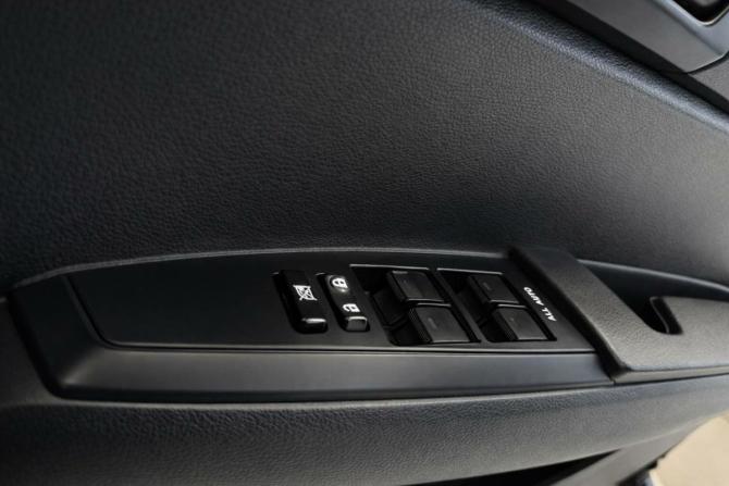 Toyota Corolla XI (E160 E170 E180) Рестайлинг 1 с пробегом 2016 года, цена 989 000 рублей, 132000 км, седан, Автокод Объявления