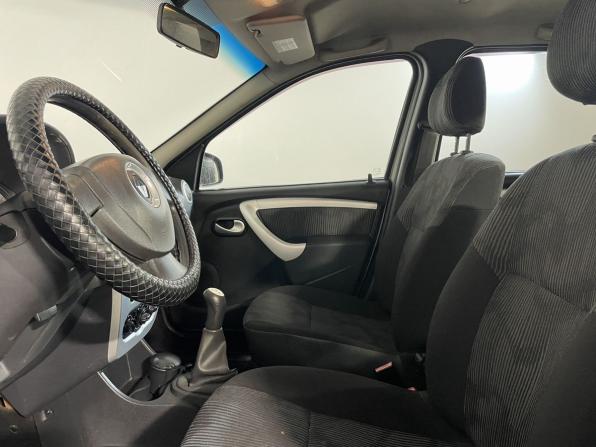 Renault Logan I Рестайлинг с пробегом 2012 года, цена 459 900 рублей, 170000 км, седан, Автокод Объявления