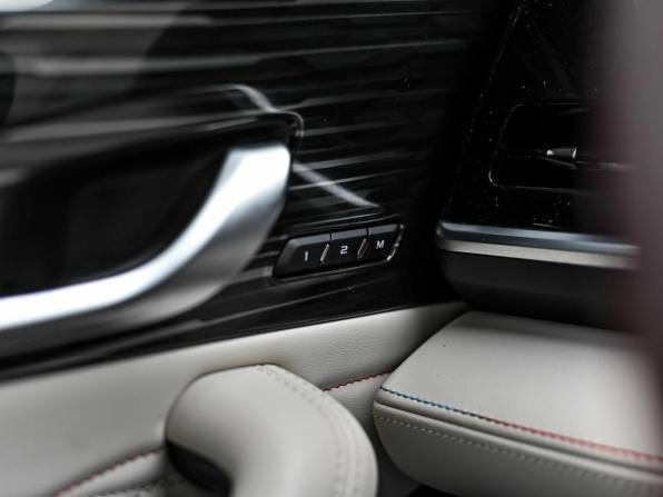 Geely Monjaro I с пробегом 2023 года, цена 2 990 000 рублей, 70562 км, внедорожник, Автокод Объявления