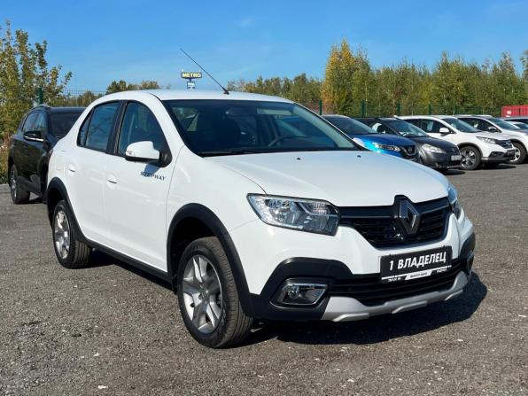 Renault Logan II Рестайлинг с пробегом 2022 года, цена 1 459 000 рублей, 35290 км, седан, Автокод Объявления