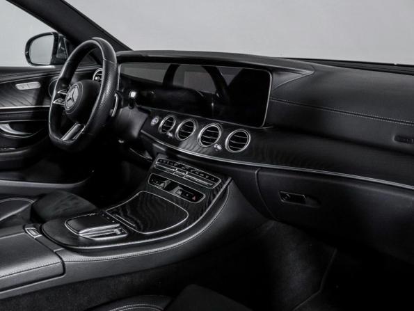 Mercedes-Benz E-Класс V (W213 S213 C238) Рестайлинг с пробегом 2021 года, цена 4 450 000 рублей, 74231 км, седан, Автокод Объявления