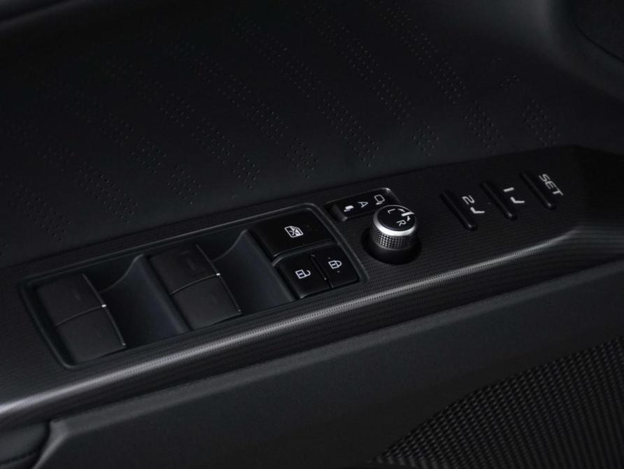 Toyota Camry IX (XV80) China Market Рестайлинг Москва  - изображение 13