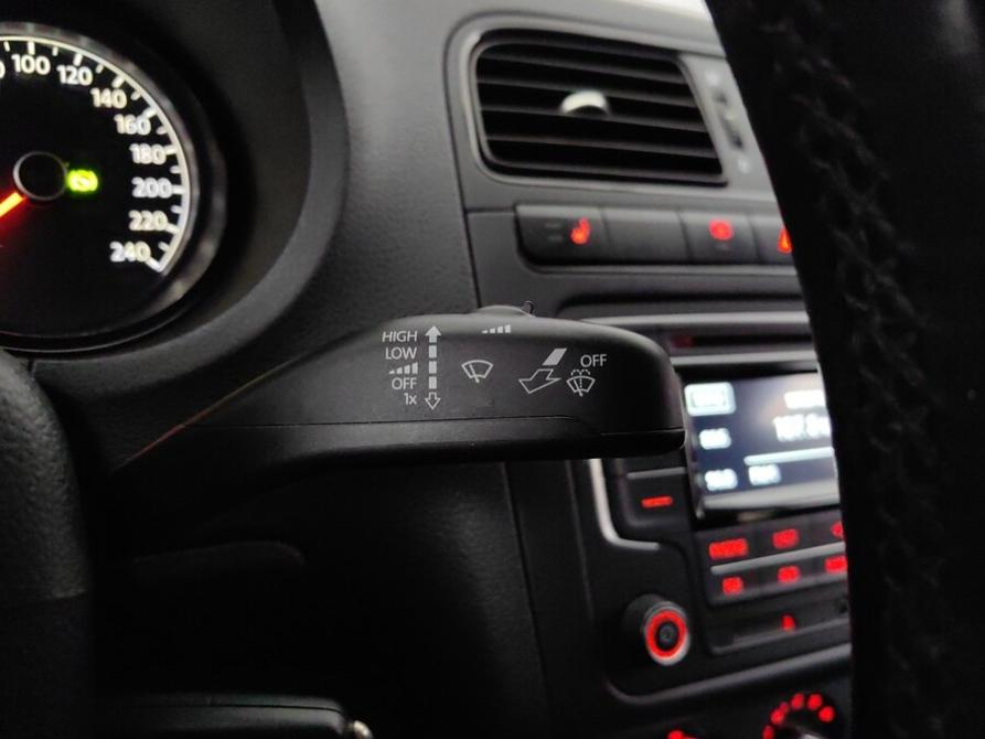 Volkswagen Polo V Рестайлинг Подольск  - изображение 20