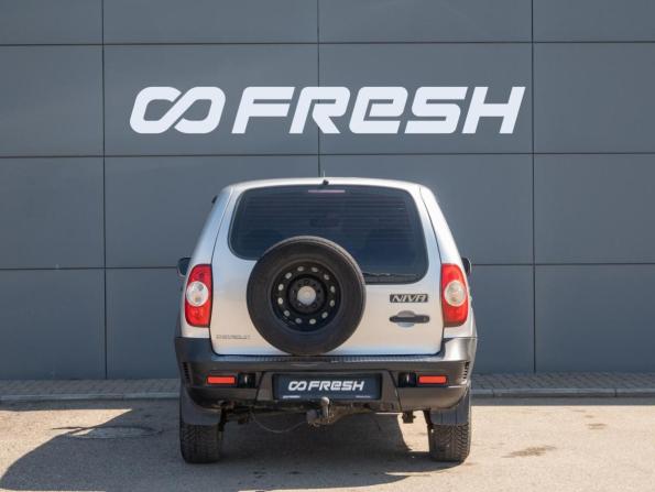 Chevrolet Niva I Рестайлинг с пробегом 2010 года, цена 540 000 рублей, 249405 км, внедорожник, Автокод Объявления
