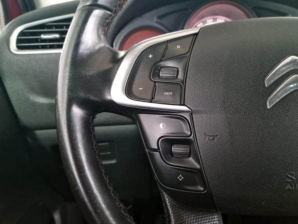Citroen C4 II с пробегом 2012 года, цена 355 000 рублей, 259301 км, хэтчбек, Автокод Объявления