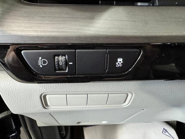 Kia Carnival IV с пробегом 2021 года, цена 3 599 000 рублей, 106000 км, минивэн, Автокод Объявления
