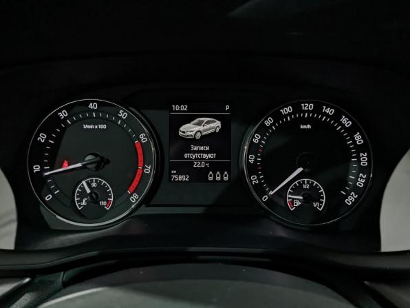 Skoda Octavia IV (A8) с пробегом 2021 года, цена 2 370 000 рублей, 75847 км, лифтбек, Автокод Объявления
