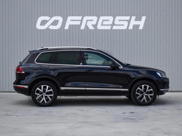 Volkswagen Touareg II Рестайлинг с пробегом 2018 года, цена 4 670 000 рублей, 46870 км, внедорожник, Автокод Объявления