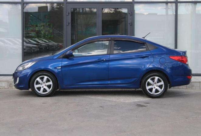 Hyundai Solaris I с пробегом 2013 года, цена 630 000 рублей, 308575 км, седан, Автокод Объявления