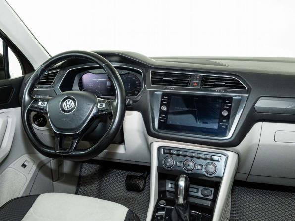Volkswagen Tiguan II с пробегом 2017 года, цена 2 450 000 рублей, 122500 км, внедорожник, Автокод Объявления