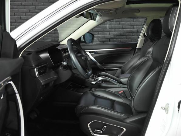 Geely Atlas Pro с пробегом 2024 года, цена 2 450 000 рублей, 19758 км, внедорожник, Автокод Объявления
