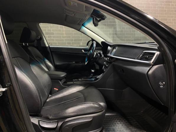 Kia Optima IV Рестайлинг с пробегом 2019 года, цена 1 650 000 рублей, 176807 км, седан, Автокод Объявления