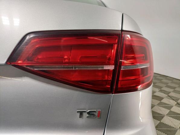 Volkswagen Jetta VI Рестайлинг с пробегом 2017 года, цена 1 249 000 рублей, 126000 км, седан, Автокод Объявления
