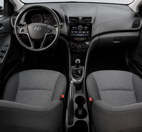 Hyundai Solaris I с пробегом 2012 года, цена 590 000 рублей, 222256 км, седан, Автокод Объявления
