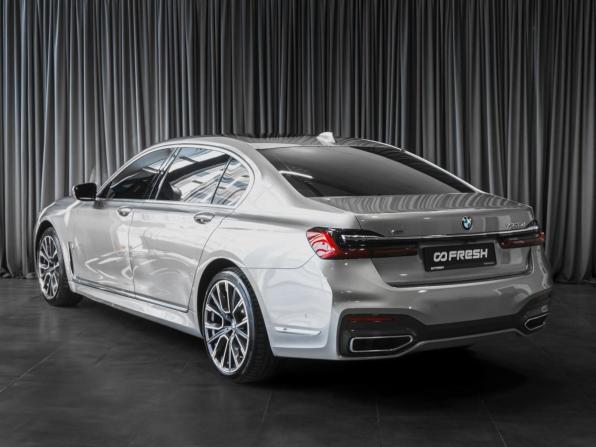BMW 7 серии VI (G11/G12) Рестайлинг с пробегом 2019 года, цена 6 299 000 рублей, 92946 км, седан, Автокод Объявления