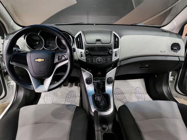 Chevrolet Cruze I Рестайлинг с пробегом 2012 года, цена 900 000 рублей, 135516 км, седан, Автокод Объявления