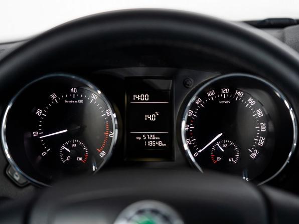 Skoda Yeti I с пробегом 2012 года, цена 1 075 000 рублей, 118648 км, внедорожник, Автокод Объявления