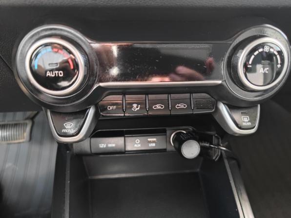 Kia Rio IV с пробегом 2017 года, цена 1 475 000 рублей, 61500 км, седан, Автокод Объявления