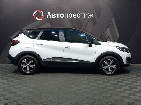 Renault Kaptur I с пробегом 2018 года, цена 1 570 000 рублей, 116260 км, внедорожник, Автокод Объявления