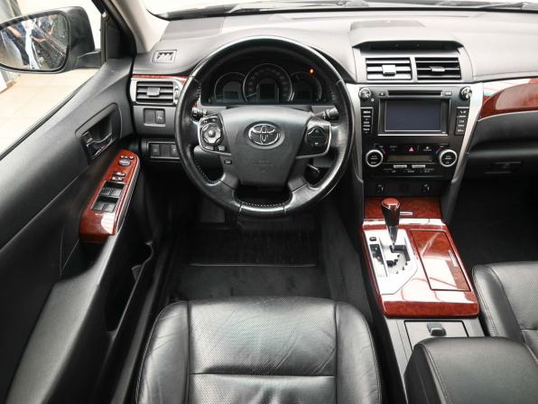 Toyota Camry VII (XV50) с пробегом 2014 года, цена 1 899 900 рублей, 111876 км, седан, Автокод Объявления