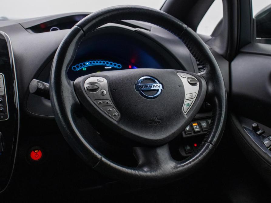 Nissan Leaf I (ZE0/AZE0) Москва  - изображение 16