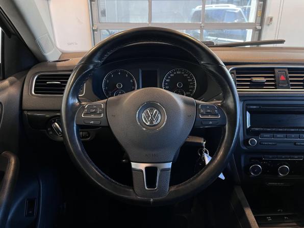Volkswagen Jetta VI с пробегом 2011 года, цена 840 000 рублей, 105348 км, седан, Автокод Объявления