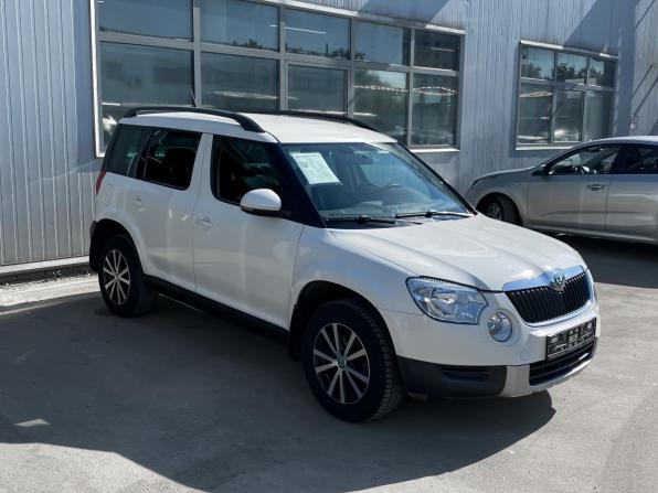 Skoda Yeti I с пробегом 2013 года, цена 710 000 рублей, 215082 км, внедорожник, Автокод Объявления