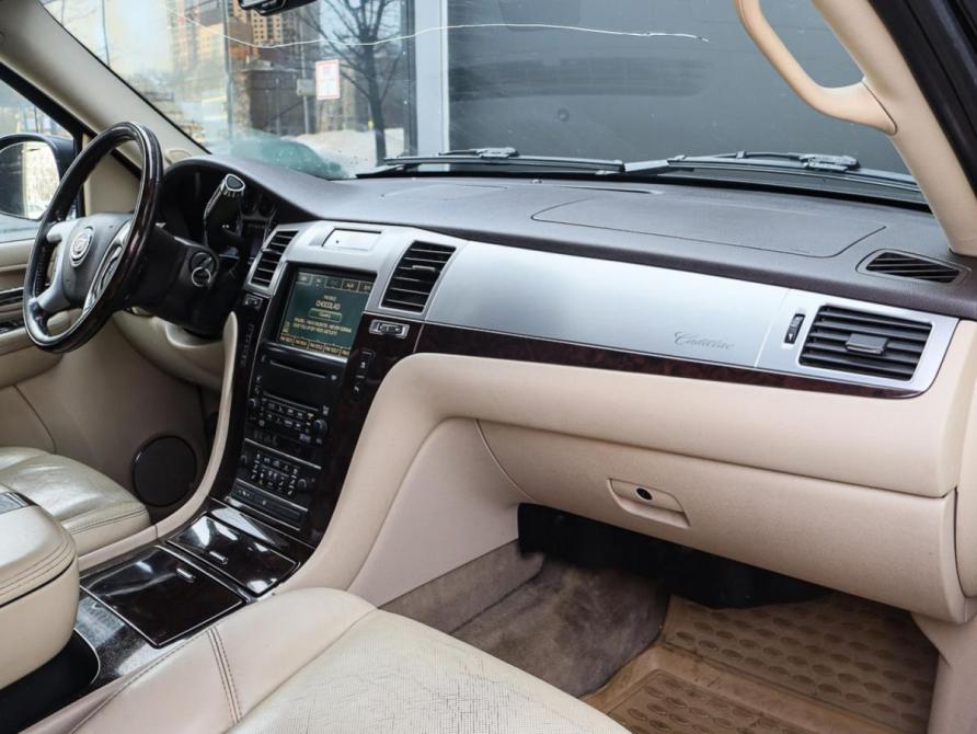 Cadillac Escalade III Москва  - изображение 7