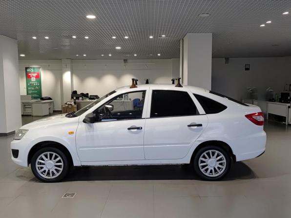 Lada (ВАЗ) Granta I с пробегом 2014 года, цена 377 000 рублей, 122250 км, лифтбек, Автокод Объявления