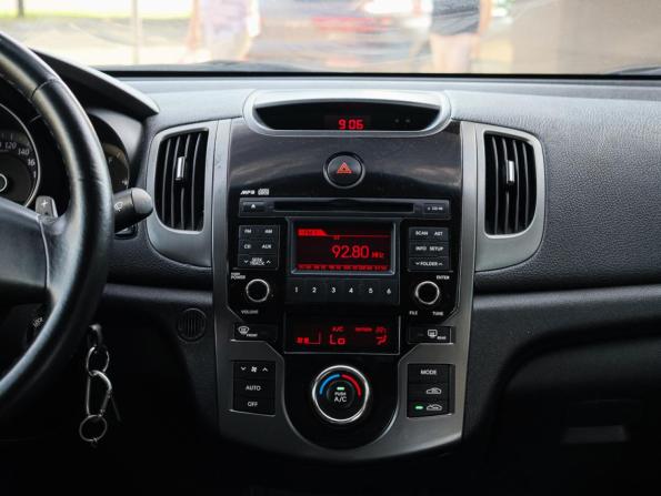 Kia Cerato II с пробегом 2010 года, цена 700 000 рублей, 216457 км, купе, Автокод Объявления