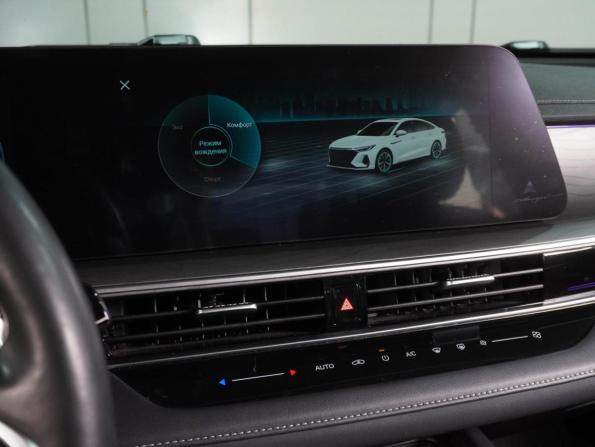 Chery Arrizo 8 с пробегом 2023 года, цена 1 929 000 рублей, 76256 км, седан, Автокод Объявления
