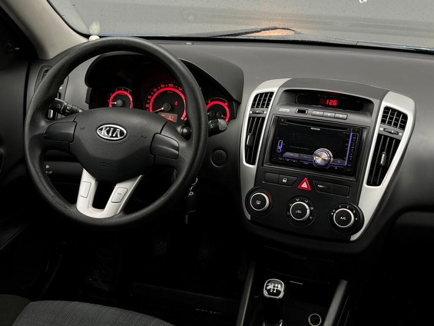 Kia Ceed I Рестайлинг Санкт-Петербург  - изображение 13