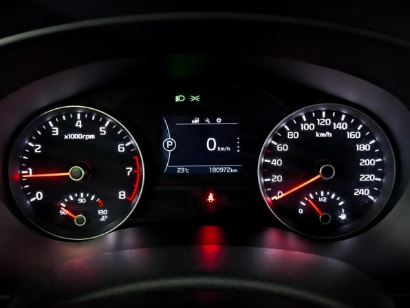 Kia Sportage IV с пробегом 2018 года, цена 1 850 000 рублей, 180970 км, внедорожник, Автокод Объявления