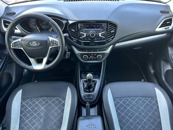 Lada (ВАЗ) Vesta I с пробегом 2018 года, цена 810 000 рублей, 211078 км, седан, Автокод Объявления