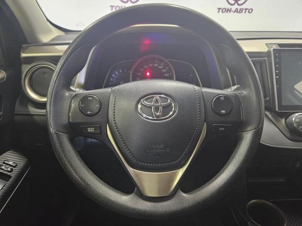 Toyota RAV4 IV (XA40) с пробегом 2015 года, цена 2 057 000 рублей, 105852 км, внедорожник, Автокод Объявления