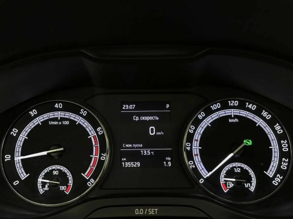 Skoda Karoq I с пробегом 2021 года, цена 1 999 000 рублей, 135466 км, внедорожник, Автокод Объявления