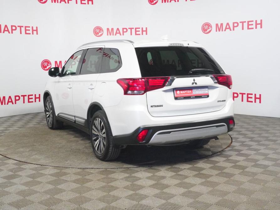 Mitsubishi Outlander III Рестайлинг 3 Вологда  - изображение 7
