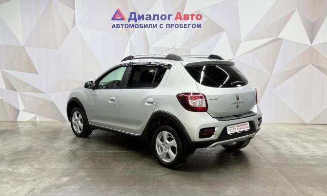 Renault Sandero II с пробегом 2017 года, цена 990 000 рублей, 54243 км, хэтчбек, Автокод Объявления