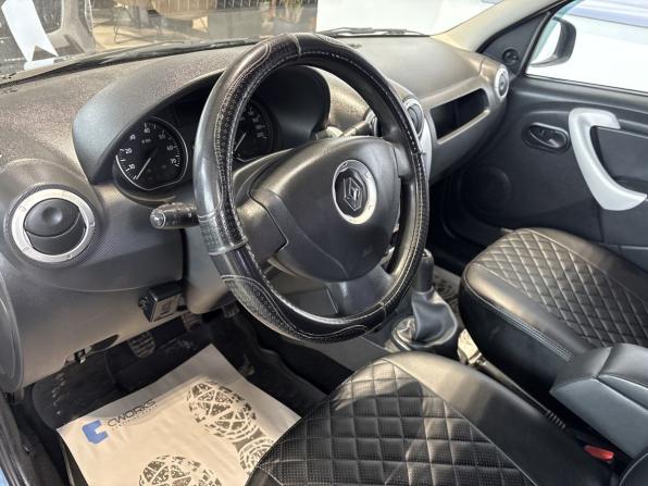 Renault Logan I Рестайлинг с пробегом 2013 года, цена 450 000 рублей, 111523 км, седан, Автокод Объявления