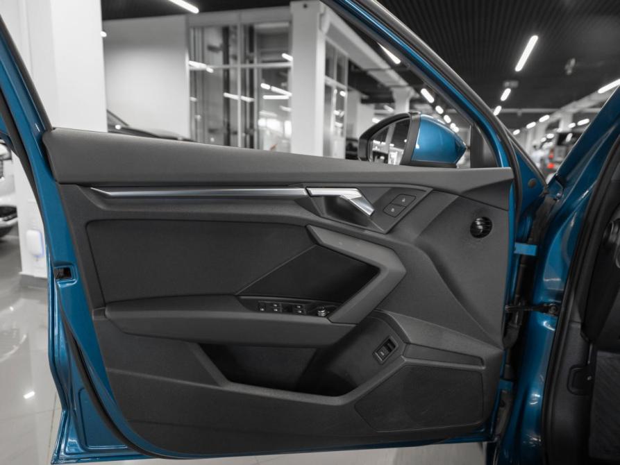 Audi A3 IV (8Y) Москва  - изображение 19