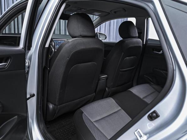 Hyundai Solaris II с пробегом 2018 года, цена 1 622 000 рублей, 105068 км, седан, Автокод Объявления