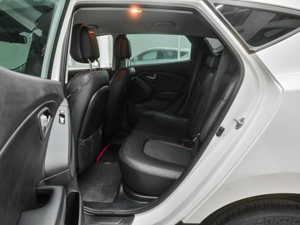 Hyundai ix35 I Рестайлинг с пробегом 2014 года, цена 1 379 000 рублей, 128048 км, внедорожник, Автокод Объявления